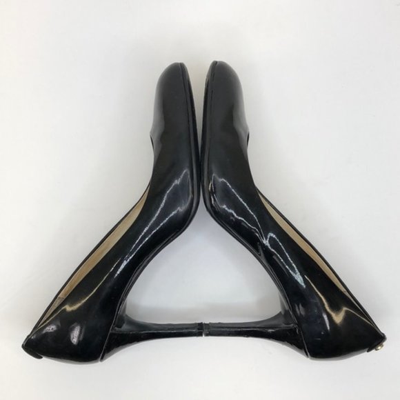Michael Kors Black Round Toe Pumps / Heels 8.5 - Picture 4 of 8